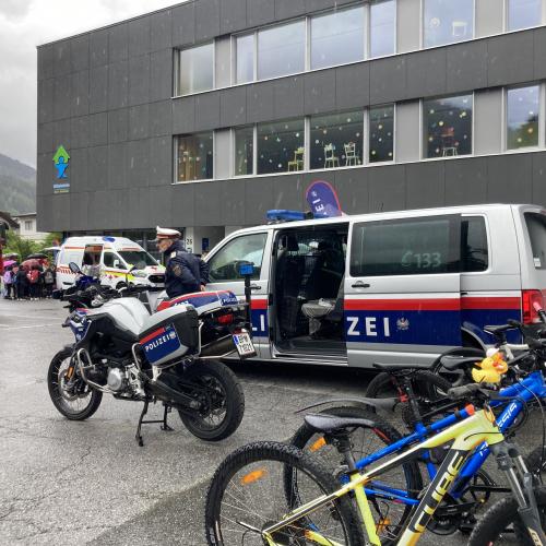 133 - Kinderpolizei